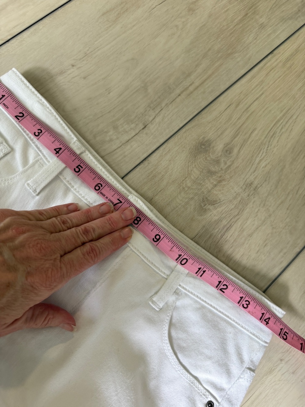 Lee Platinum label Classic Fit White Straight-Leg Jeans 4 Petite EUC Y2K Bling - Picture 7 of 11